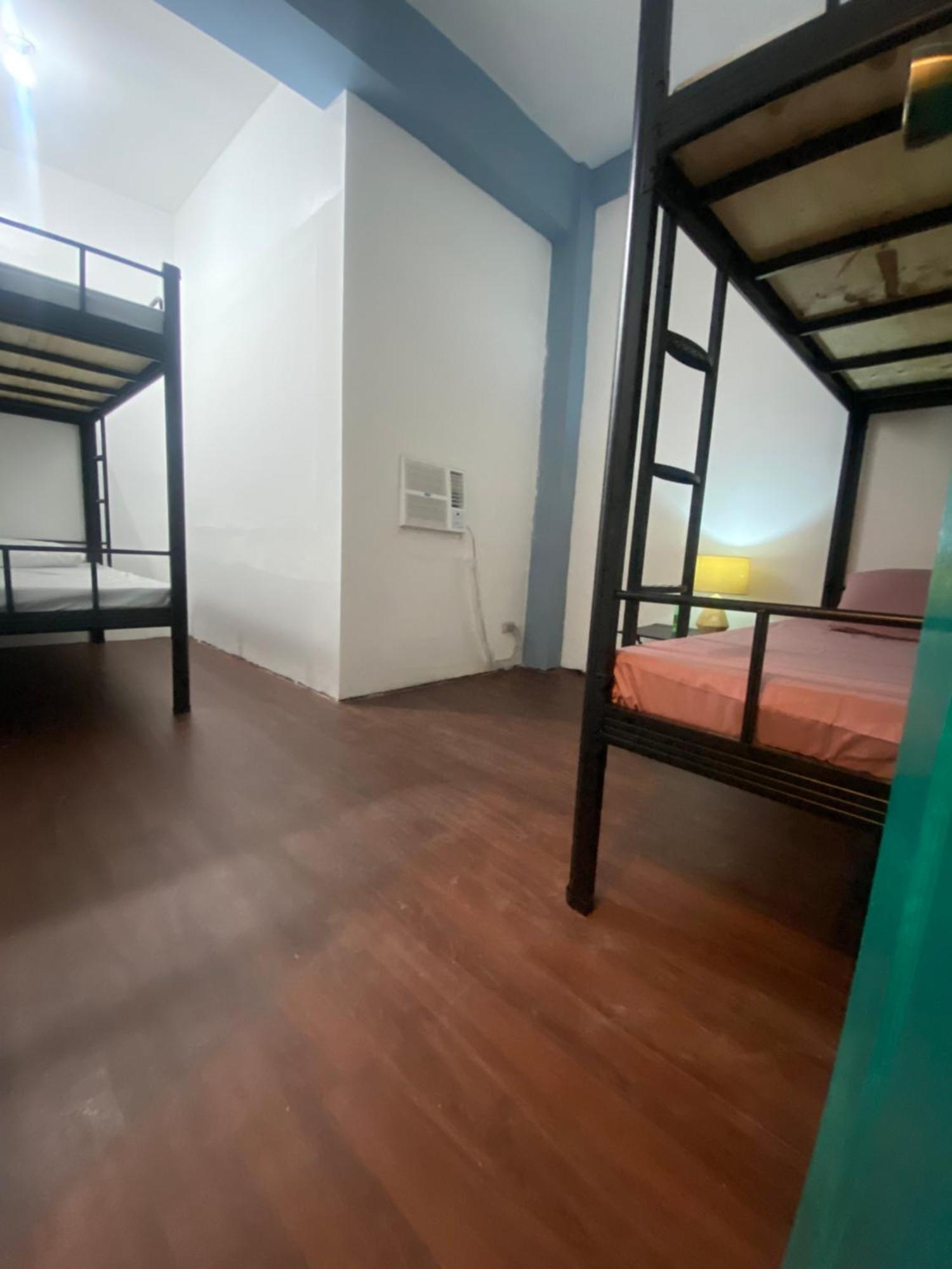 Lime Lite Manila Hostel Makati City Zewnętrze zdjęcie